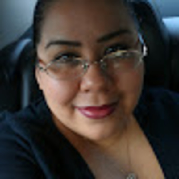 Meet your Posher, Anita - Picture 1 of 1